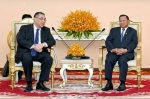  行政长官与柬埔寨参议院主席赛冲会面  - 新闻局